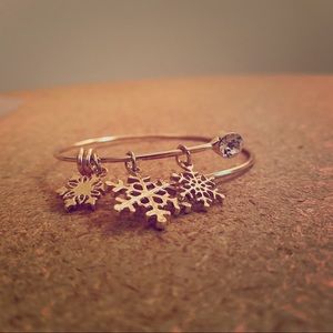 Snowflakes Bracelet